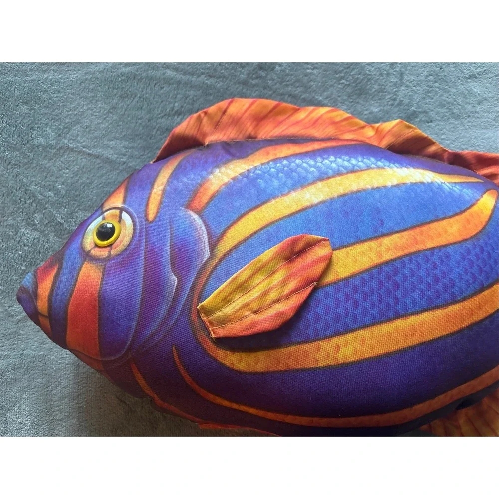 VTG Salamander Graphics Plush Colorful Queen Angelfish Large Throw Pillow 22
